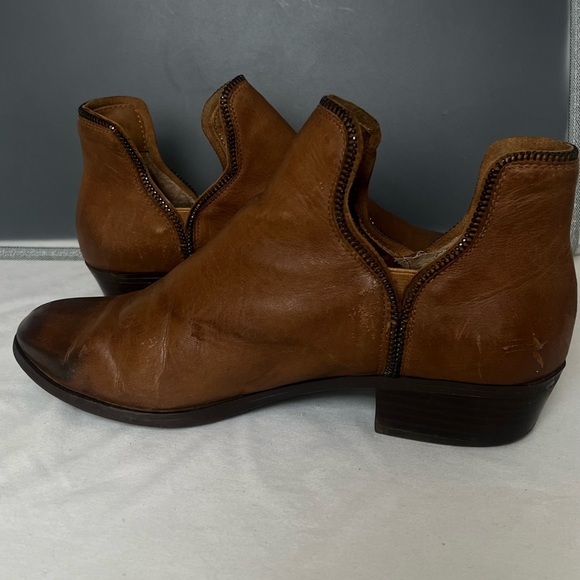 BCBGenration Side Zipper(BG Crush Ankle Boots) Booties Brown 9M - Picture 14 of 14